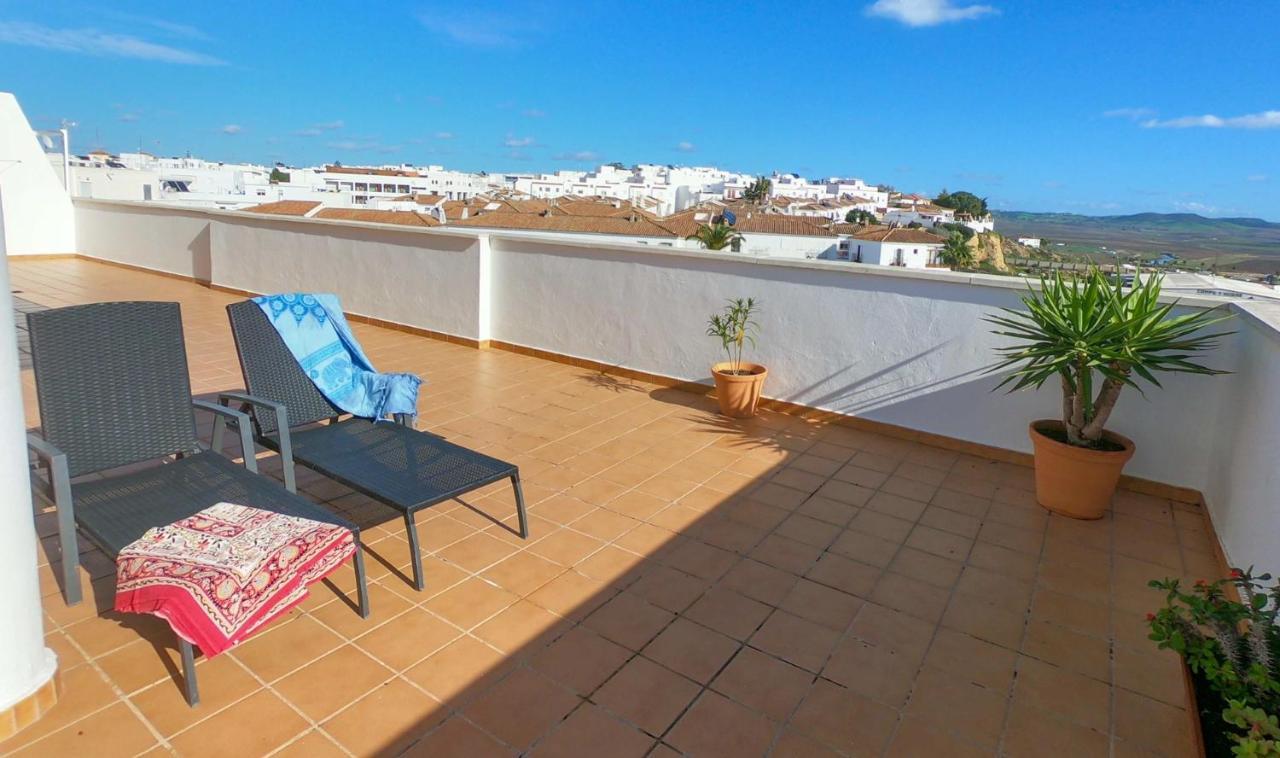 Terraza Trafalgar Apartamento Tipo Penthouse Con Enorme Terraza Y Vistas Al Mar 콘일데라프론테라 외부 사진